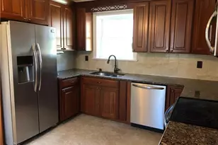 4 Edgewood Dr, Central Valley, NY 10917 - Photo 4