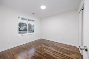 24 Woodbine Dr, Hicksville, NY 11801 - Photo 18