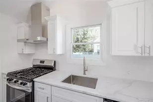 24 Woodbine Dr, Hicksville, NY 11801 - Photo 14