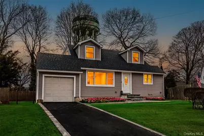 6 Grand Haven Court, Commack, NY 11725 - Photo 2