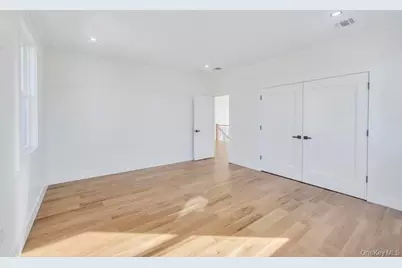 22 Chapel Lane, Levittown, NY 11756 - Photo 24