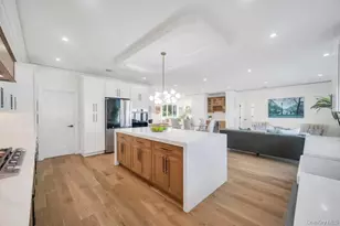 22 Chapel Ln, Levittown, NY 11756 - Photo 6