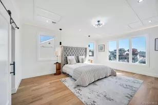 22 Chapel Ln, Levittown, NY 11756 - Photo 22