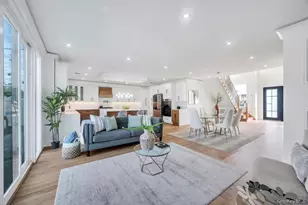 22 Chapel Ln, Levittown, NY 11756 - Photo 16