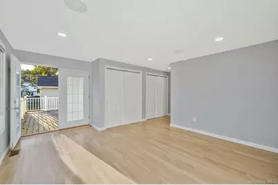 20 Pell Avenue, North Babylon, NY 11703 - Photo 12