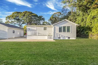 20 Pell Avenue, North Babylon, NY 11703 - Photo 28