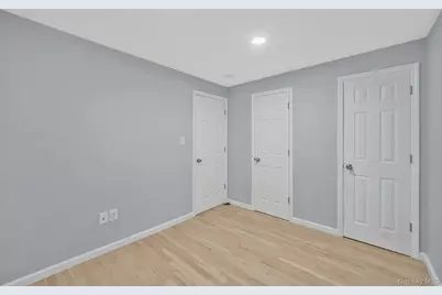 20 Pell Avenue, North Babylon, NY 11703 - Photo 20