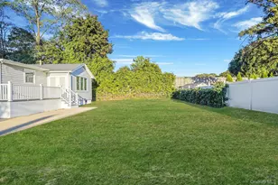 20 Pell Ave, North Babylon, NY 11703 - Photo 30