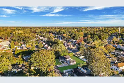 20 Pell Avenue, North Babylon, NY 11703 - Photo 34