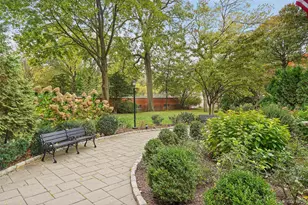 900 Palmer Rd, Bronxville, NY 10708 - Photo 14