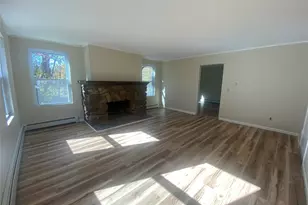 101 Randall St, Florida, NY 10921 - Photo 2