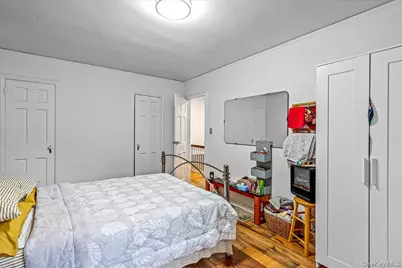 13928 Pershing Crescent, Jamaica, NY 11435 - Photo 18