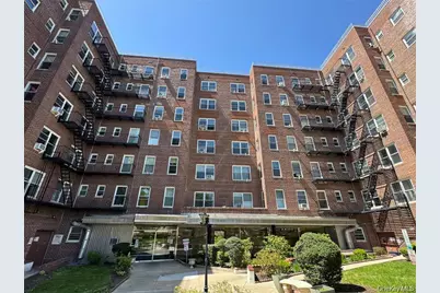 84-50 169th Street #306, Jamaica, NY 11432 - Photo 1