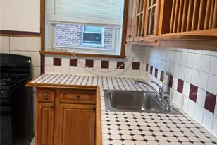 84-50 169th St, Jamaica, NY 11432 - Photo 6