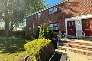 17-84 166, Whitestone, NY 11357 - Photo 36