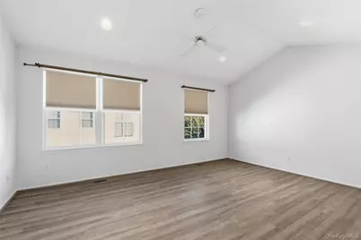 16 Autumn Drive, Nanuet, NY 10954 - Photo 22