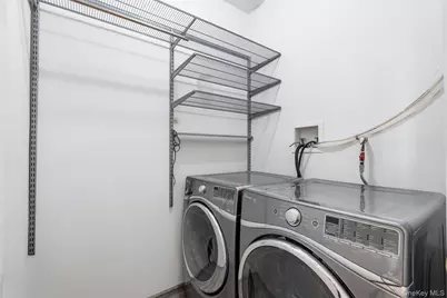 16 Autumn Drive, Nanuet, NY 10954 - Photo 4