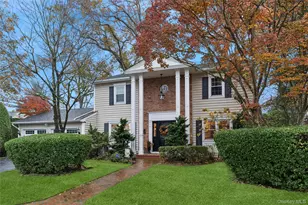 126 Andover Rd, Rockville Centre, NY 11570 - Photo 2