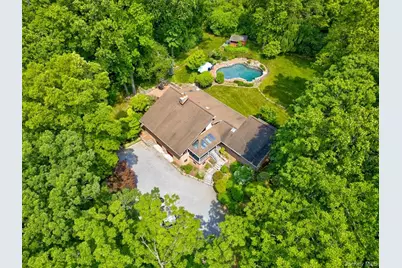 4 Sloanes Court, Sands Point, NY 11050 - Photo 4