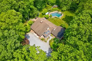 4 Sloanes Ct, Sands Point, NY 11050 - Photo 4