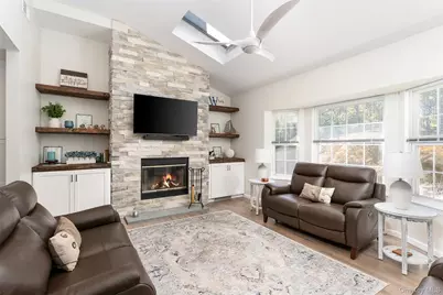 80 Washington Heights Avenue, Hampton Bays, NY 11946 - Photo 4