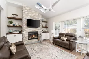 80 Washington Heights Ave, Hampton Bays, NY 11946 - Photo 4