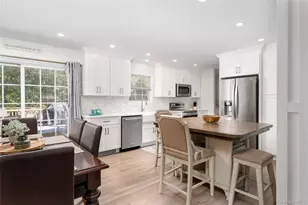 80 Washington Heights Ave, Hampton Bays, NY 11946 - Photo 8