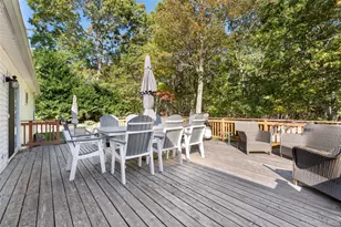 80 Washington Heights Ave, Hampton Bays, NY 11946 - Photo 26