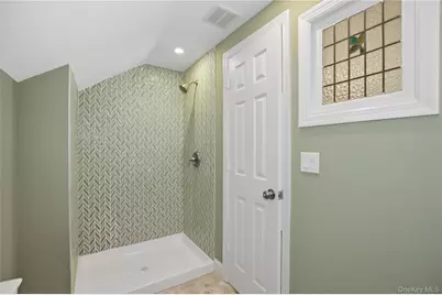 5 Ganna Lane, Huntington Station, NY 11746 - Photo 22