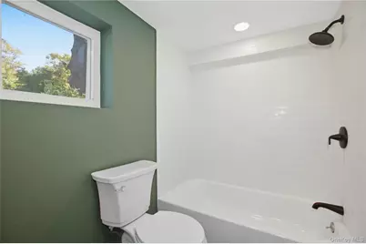 5 Ganna Lane, Huntington Station, NY 11746 - Photo 14