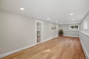 5 Ganna Ln, Huntington Station, NY 11746 - Photo 12