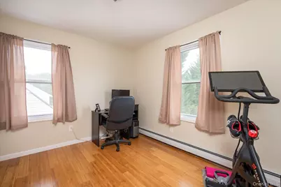 98 Hardy Lane, Westbury, NY 11590 - Photo 14