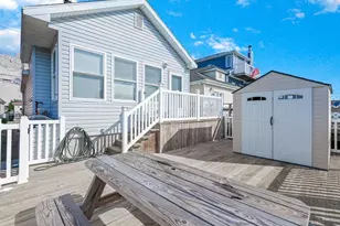 22 West 10th Road, Broad Channel, NY 11693 - Photo 20