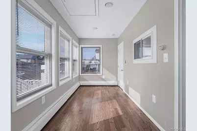 22 W 10th Road, Broad Channel, NY 11693 - Photo 16