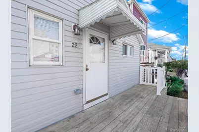 22 W 10th Road, Broad Channel, NY 11693 - Photo 4