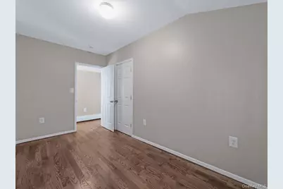 22 W 10th Road, Broad Channel, NY 11693 - Photo 10