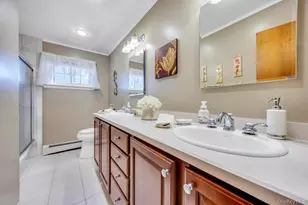 7 Montana St, Hicksville, NY 11801 - Photo 18