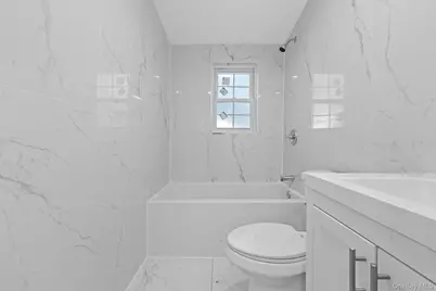 2118 Quimby Avenue, Bronx, NY 10473 - Photo 10