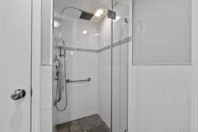 40 Stonywood Road, Commack, NY 11725 - Photo 20