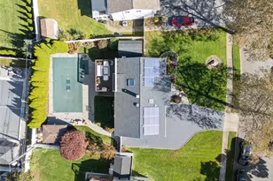 40 Stonywood Rd, Commack, NY 11725 - Photo 28