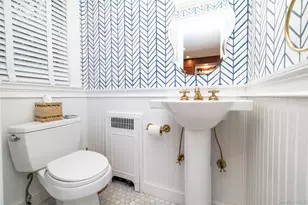 265 Raymond, Rockville Centre, NY 11570 - Photo 10