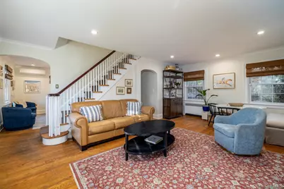 265 Raymond, Rockville Centre, NY 11570 - Photo 4