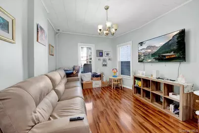 1858 Wallace Avenue, Bronx, NY 10462 - Photo 10