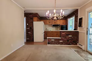 61 Pleasant St, Huntington, NY 11743 - Photo 6