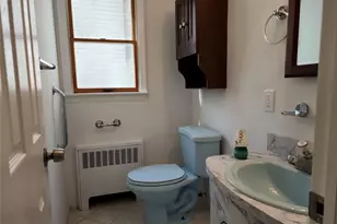 61 Pleasant St, Huntington, NY 11743 - Photo 12