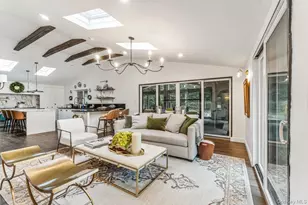 32 Rustic Gate Ln, Dix Hills, NY 11746 - Photo 8