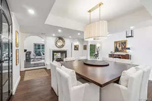 32 Rustic Gate Ln, Dix Hills, NY 11746 - Photo 20