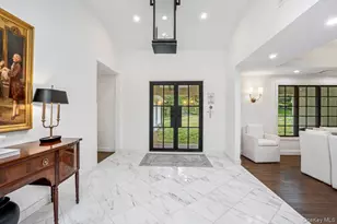 32 Rustic Gate Ln, Dix Hills, NY 11746 - Photo 4