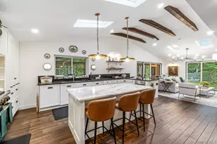 32 Rustic Gate Ln, Dix Hills, NY 11746 - Photo 16