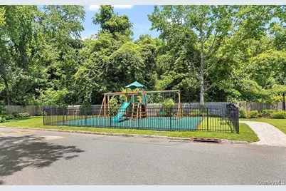 16 Sheffield Hill, Woodbury, NY 11797 - Photo 30